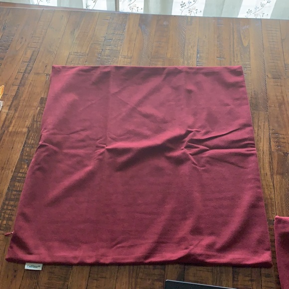 3/$10 NEW soft burgundy throw pillow cover - Picture 4 of 4